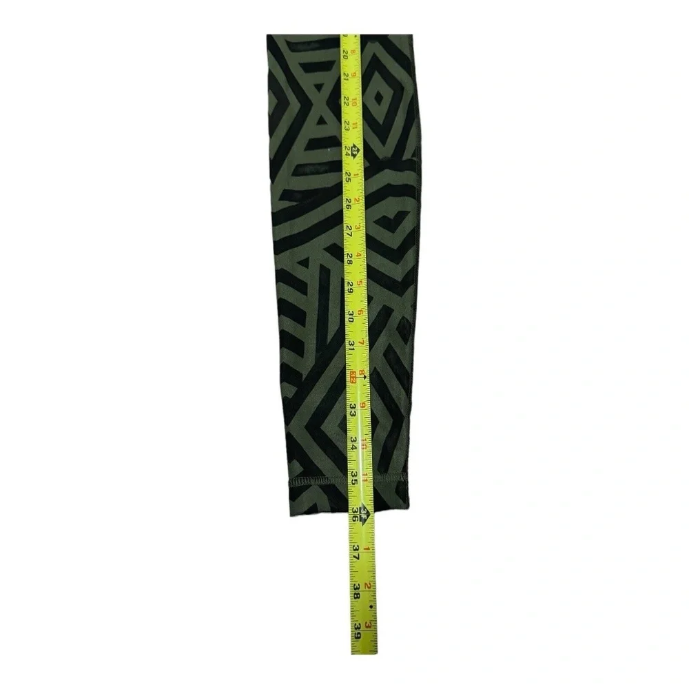 Lululemon Wunder Under Leggings Luxtreme Chevron Shuffle Fatigue Green Sz 4 - Picture 6 of 14